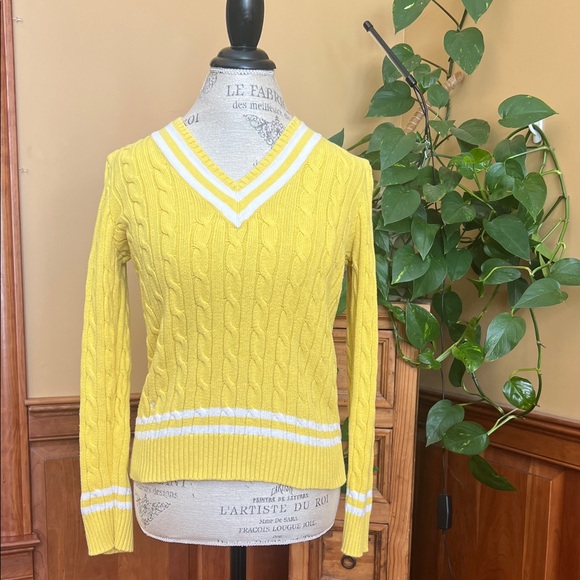 Ralph Lauren Sweaters - Ralph Lauren Yellow Cable Knit V-Neck Sweater women’s medium preppy cricket